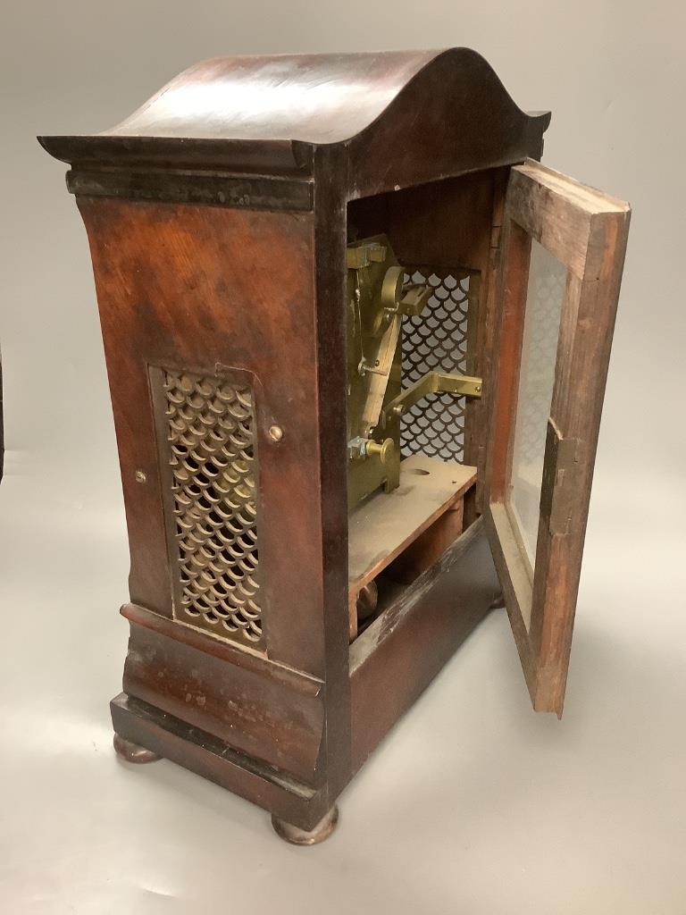 A William IV mahogany bracket clock, height 42cm (a.f.)